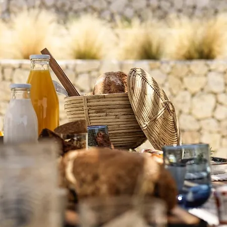 Mimi And Coco Corfu Paramonas (Corfu)