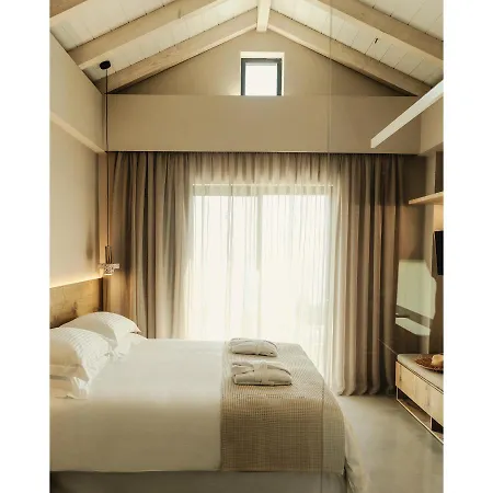 Mimi And Coco Corfu Willa