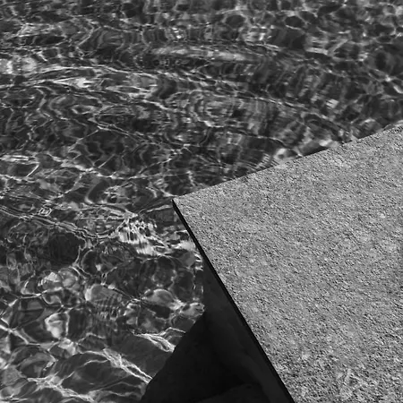 Mimi And Coco Corfu Paramonas