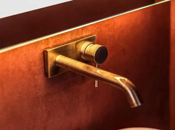 Mimi And Coco Corfu * Парамонас